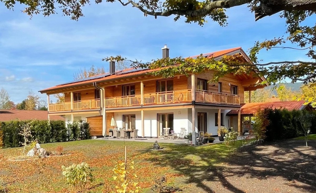 Holzhaus Musterhaus am Tegernsee